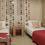 Nick And Sofi's House بيت للعطل